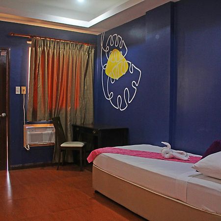 Hotel Palacio Puerto Princesa Kültér fotó