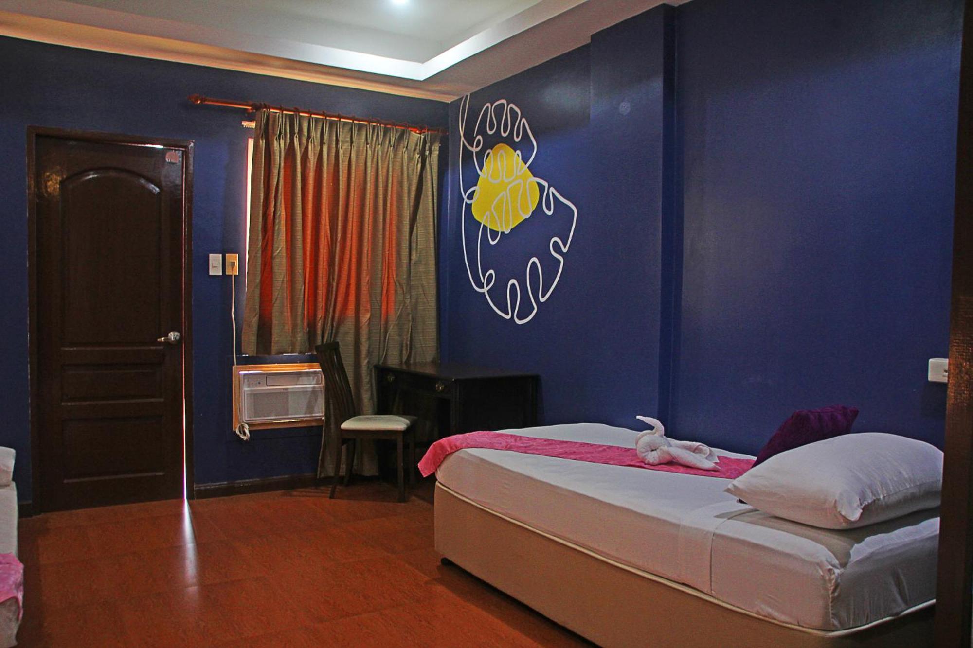 Hotel Palacio Puerto Princesa Kültér fotó