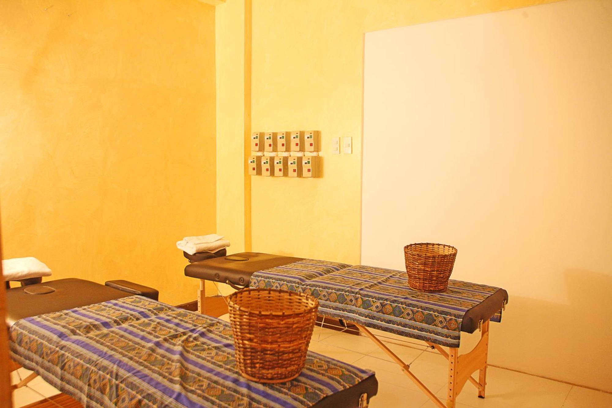 Hotel Palacio Puerto Princesa Kültér fotó