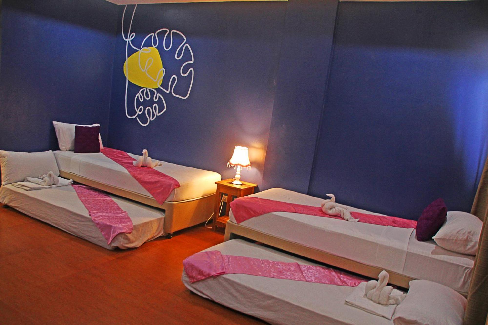 Hotel Palacio Puerto Princesa Kültér fotó