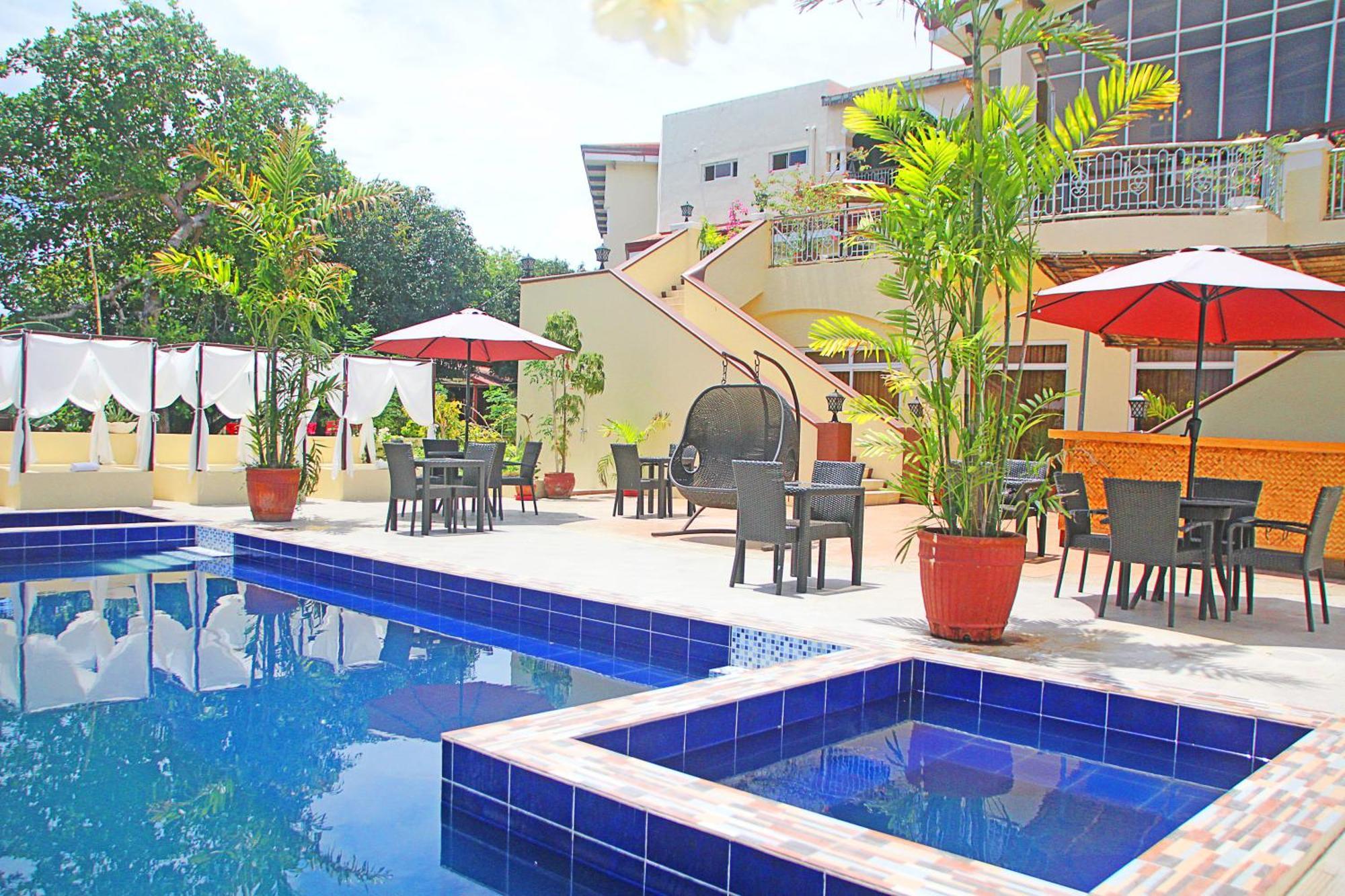 Hotel Palacio Puerto Princesa Kültér fotó