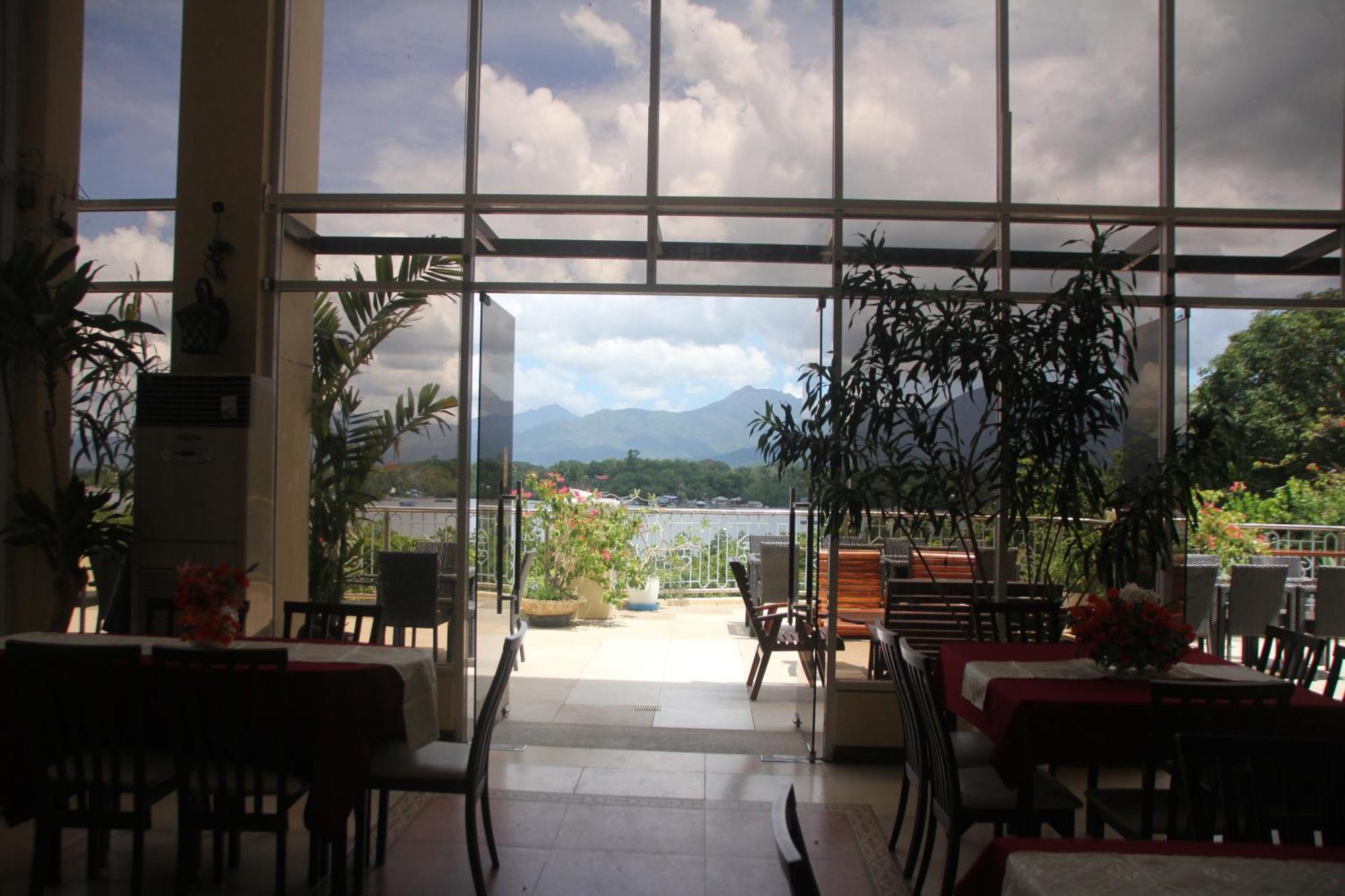 Hotel Palacio Puerto Princesa Kültér fotó