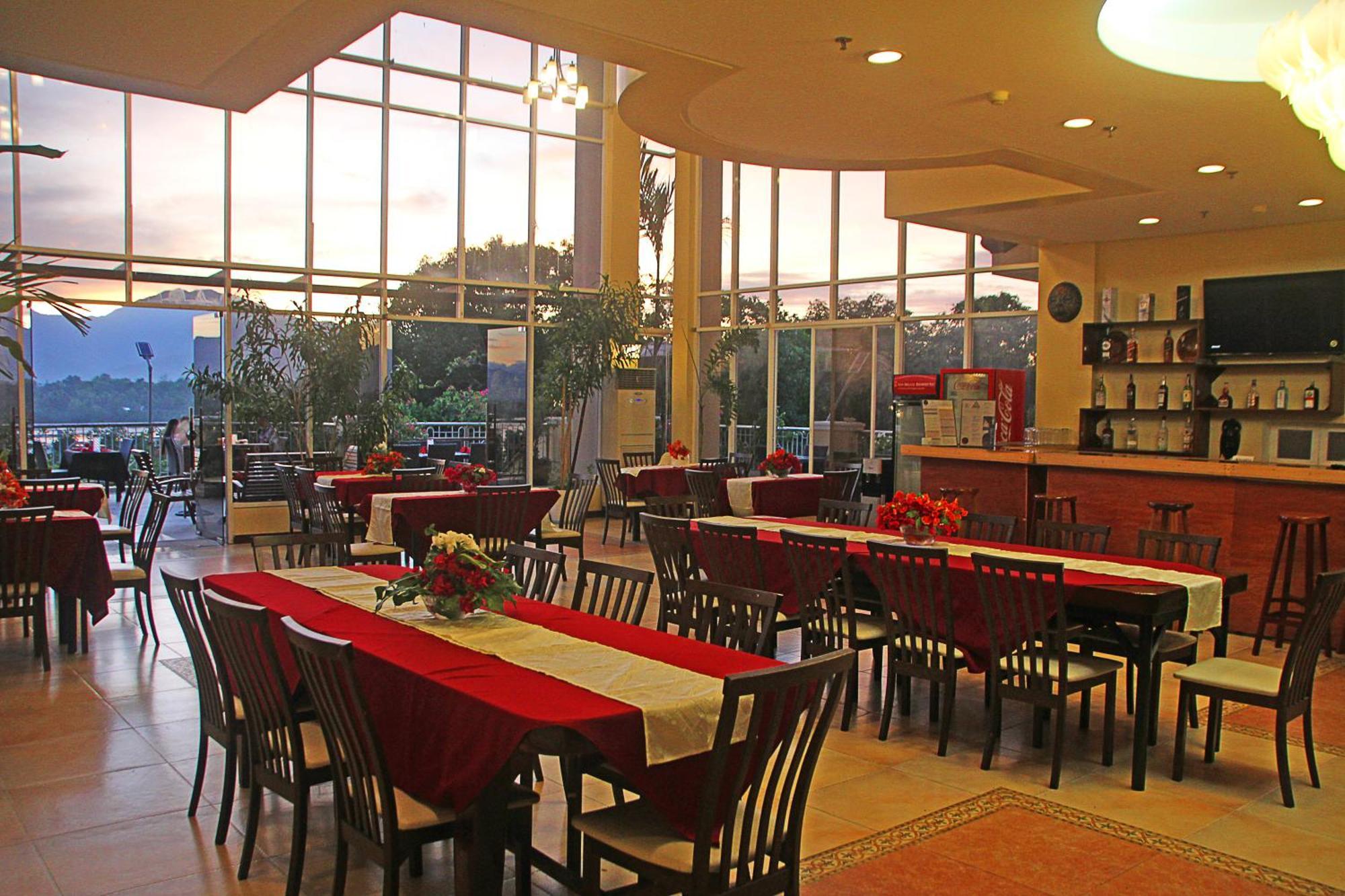 Hotel Palacio Puerto Princesa Kültér fotó